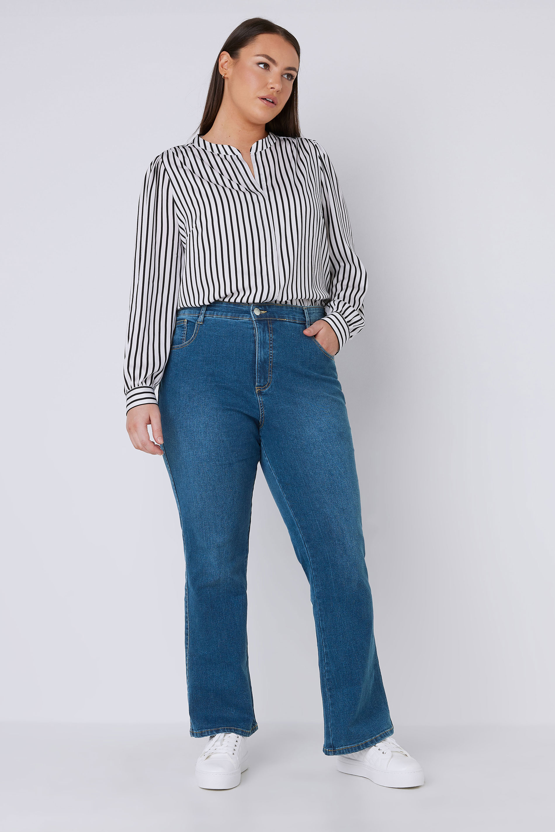 EVANS Plus Size Curve Fit Blue Mid Wash Bootcut Jeans | Evans 2