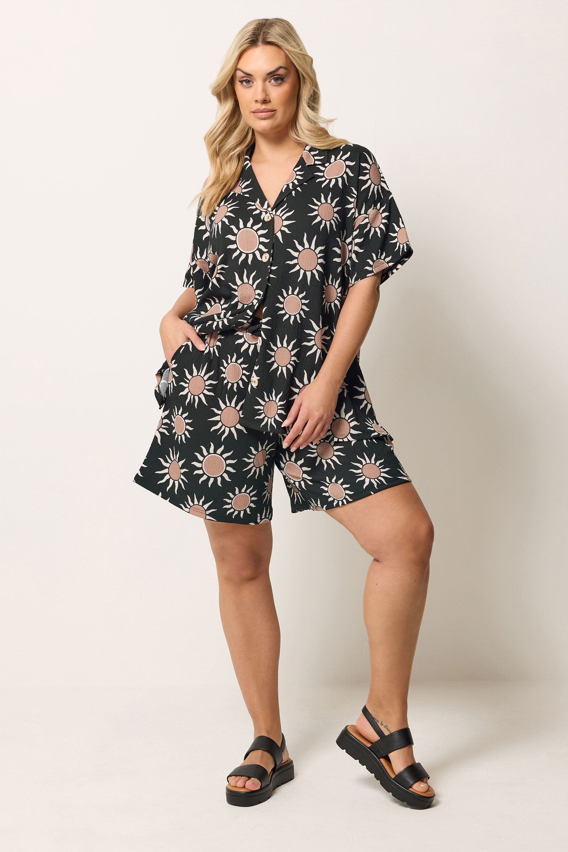 YOURS Plus Size Black Sun Print Shorts | Yours Clothing 1