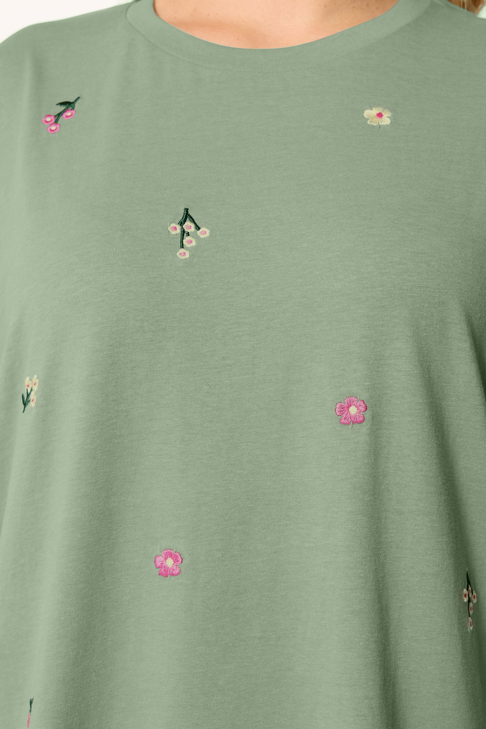 YOURS Plus Size Green Embroidered Flower T-Shirt | Yours Clothing 4