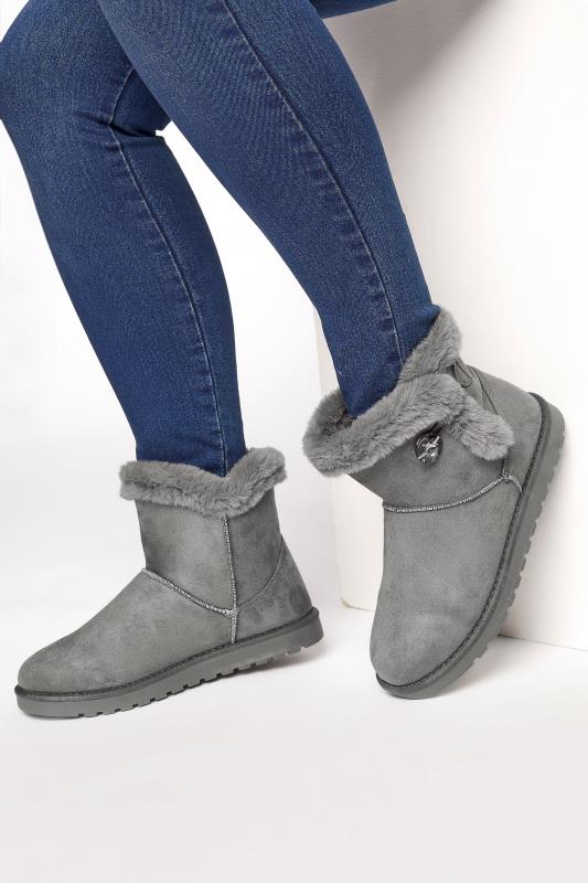 Grey Gem Button Fur Boots in Regular Fit_M.jpg