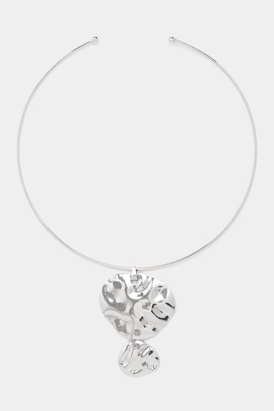  Collier ras-de-cou argenté à pendentif circulaire