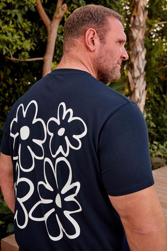 BadRhino Big & Tall T-shirt bleu marine avec motif graphique à fleurs