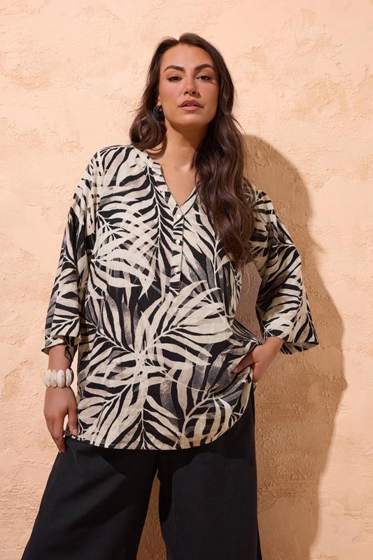 EVANS Plus Size Black Mono Palm Print Top | Evans 1