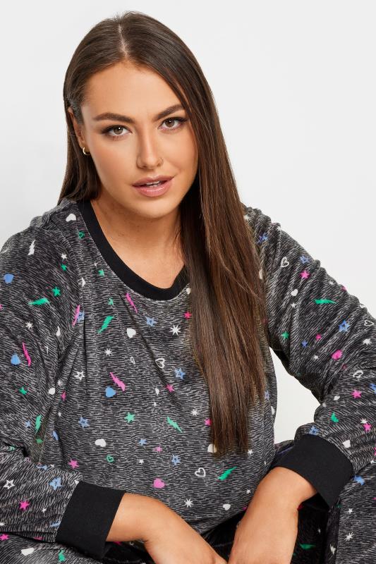 YOURS Plus Size Grey Star & Heart Print Velour Lounge Set | Yours Clothing 4