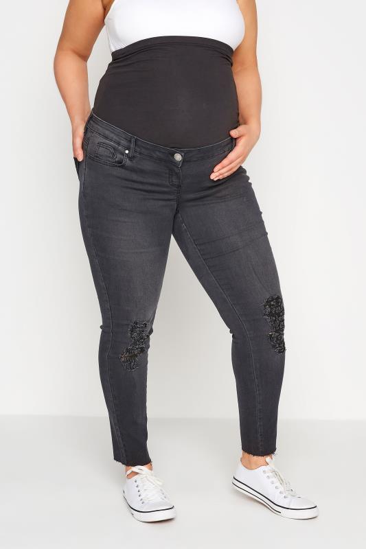 BUMP IT UP MATERNITY Curve Black Washed Ripped AVA Jeans With Comfort Panel 2