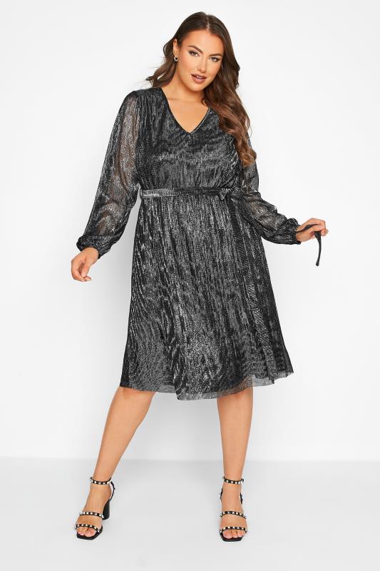 LIMITED COLLECTION Curve Black & Silver Crinkle Dress 2