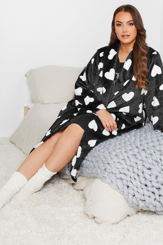 Curve Black Love Heart Dressing Gown | Yours Clothing 4