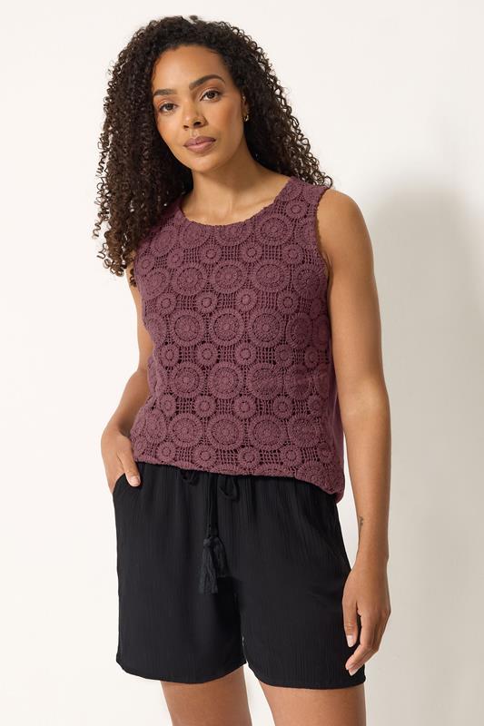  M&Co – Shorts in Schwarz mit Taillenschnürung in Knitteroptik
