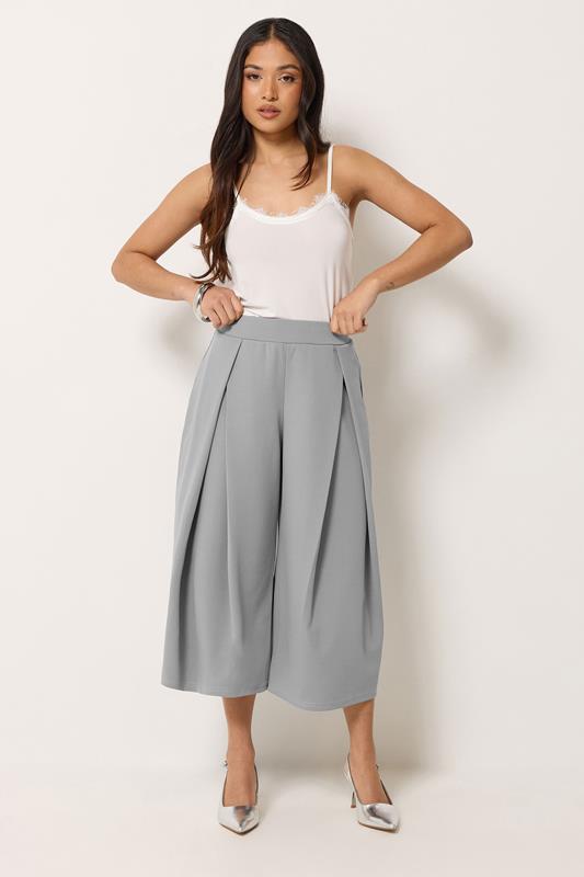  PixieGirl Petite pantalones anchos plisados grises de corte capri
