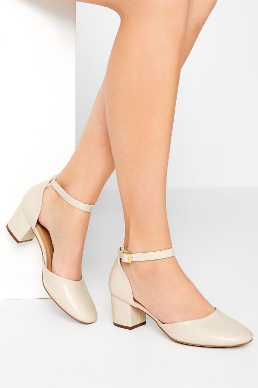  Grande Taille LTS Nude Two Part Block Heel Court Shoes in Standard Fit