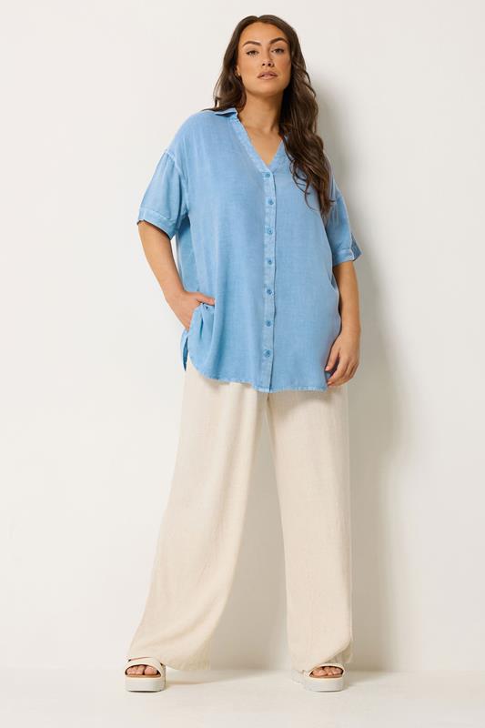 YOURS Plus Size Light Blue Short Sleeve Chambray Shirt | Yours Clothing 1