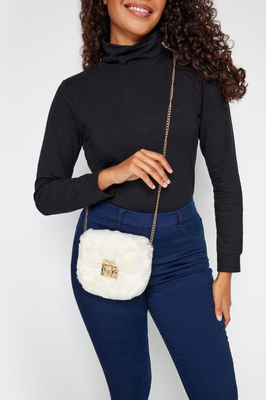  White Faux Fur Lock Detail Bag