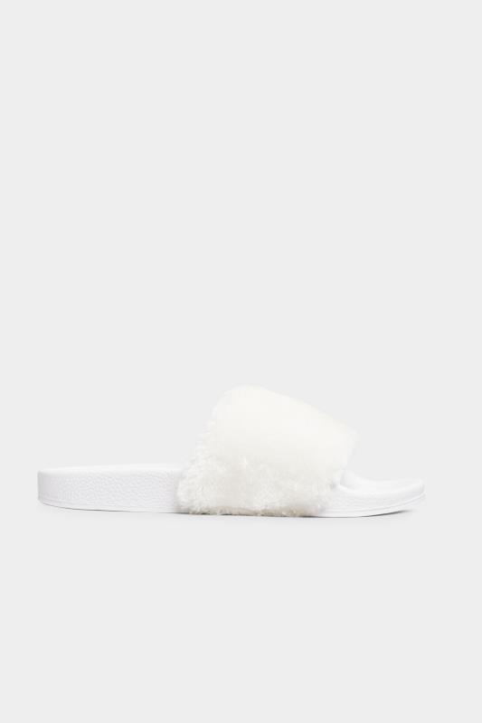 White Vegan Faux Fur Sliders In Regular Fit 4