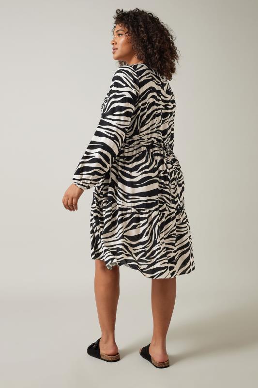 EVANS Plus Size Black & White Tiered Zebra Print Midi Dress | Evans 4