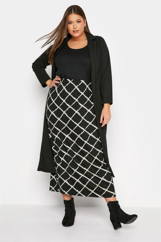 Plus Size  Black Diamond Check Maxi Skirt