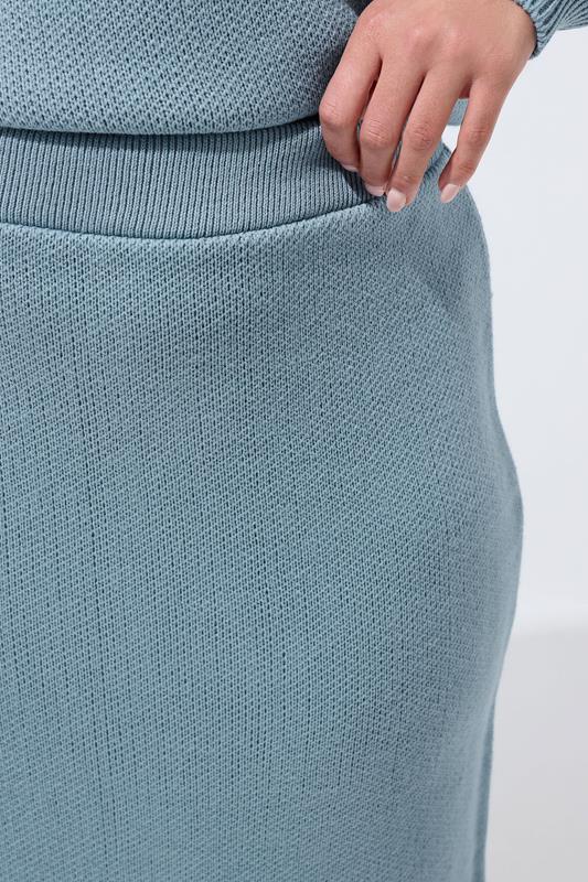 LIMITED COLLECTION Plus Size Blue Knitted Skirt | Yours Clothing 4