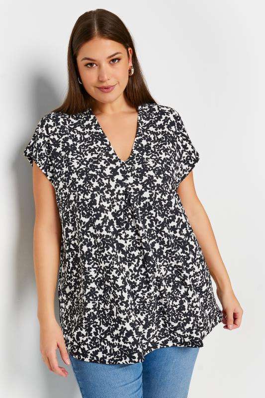 YOURS Plus Size Black Ditsy Floral Pleat Front Blouse | Yours Clothing 1