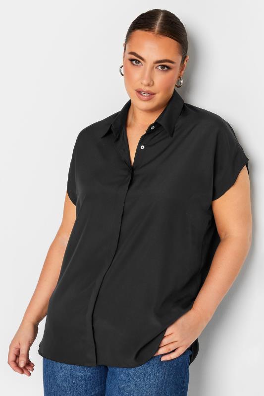 YOURS Plus Size Black Short Sleeve Shirt | Yours Clothing 1