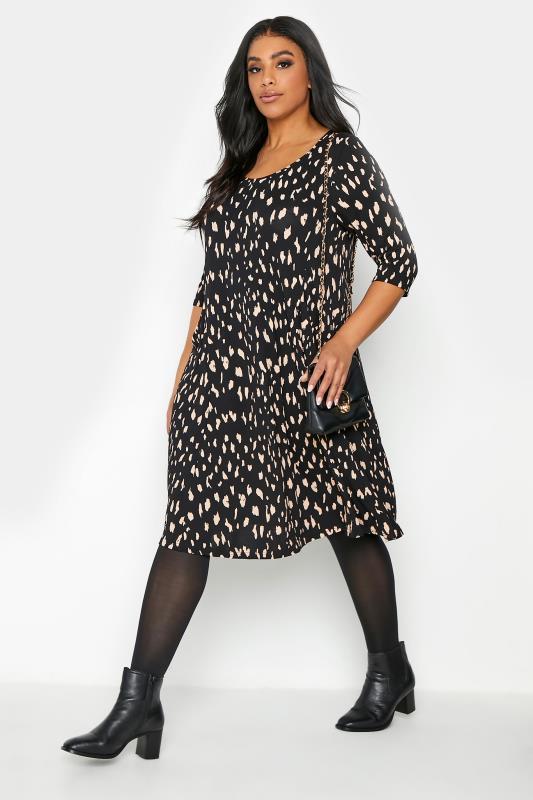 Black Dalmatian Print Drape Pocket Dress_B.jpg