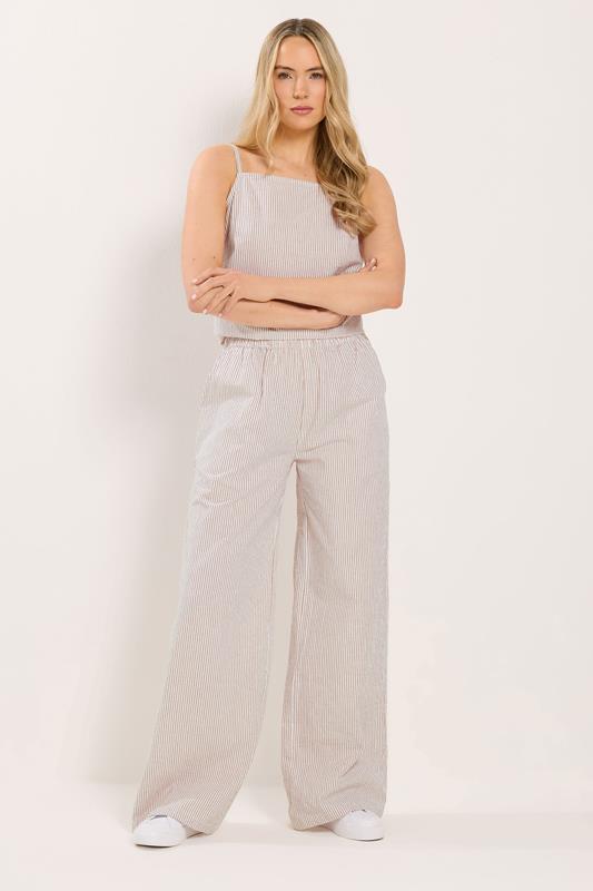  LTS Tall Set aus gestreiftem Top und Hose aus Baumwolle in Kamelbraun 