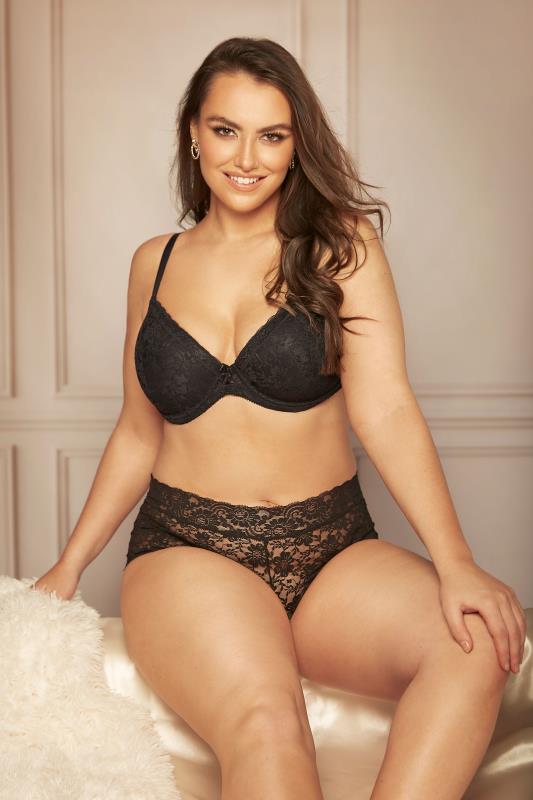 Plus Size  Black Lace T-Shirt Bra - Available In Sizes 38DD - 48DD