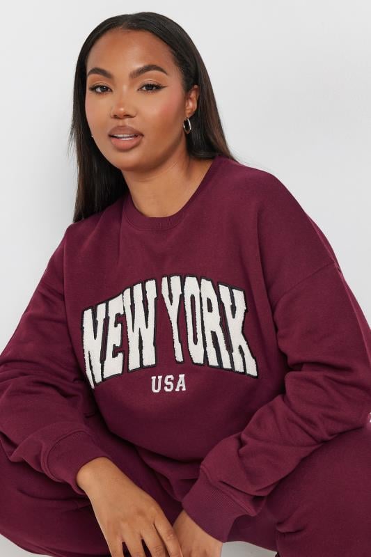  Grande Taille YOURS Curve Wine Red 'New York' Slogan Sweatshirt