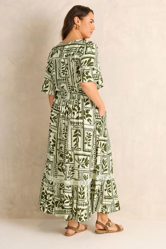 EVANS Plus Size Green Leaf Print Button Through Maxi Dress | Evans 2