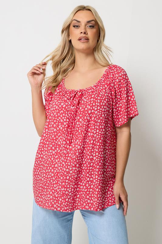  YOURS Rode blouse met bloemenprint, korte mouwen en fijne plooien 