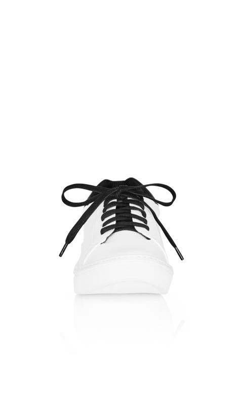 Evans White WIDE FIT Carrie Sneaker 7