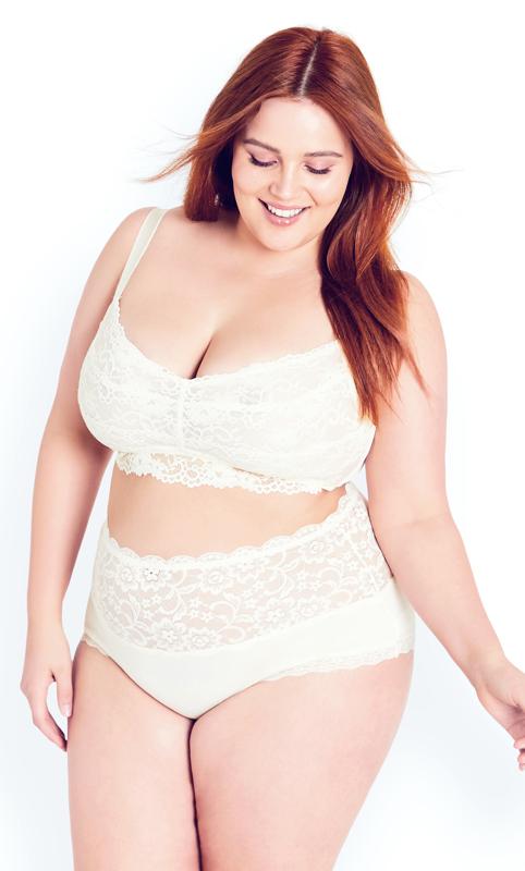 Hips & Curves Ivory Lace Full Coverage Bralette 1