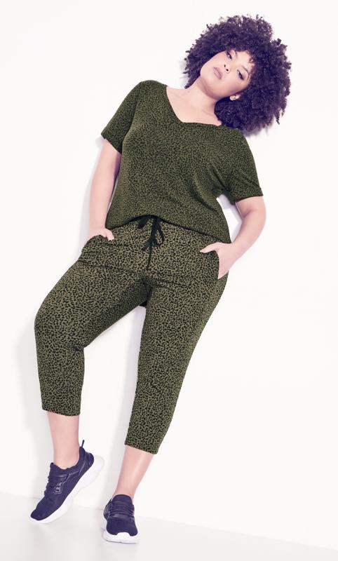 Evans Green Animal Print Cropped Joggers 4