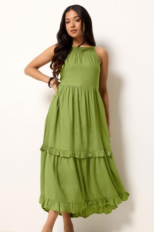  PixieGirl Petite Green Halter Neck Tiered Maxi Dress