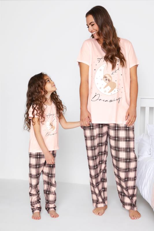  dla puszystych Curve MINI ME Pink 'Always Dreaming' Slogan Check Pyjama Set