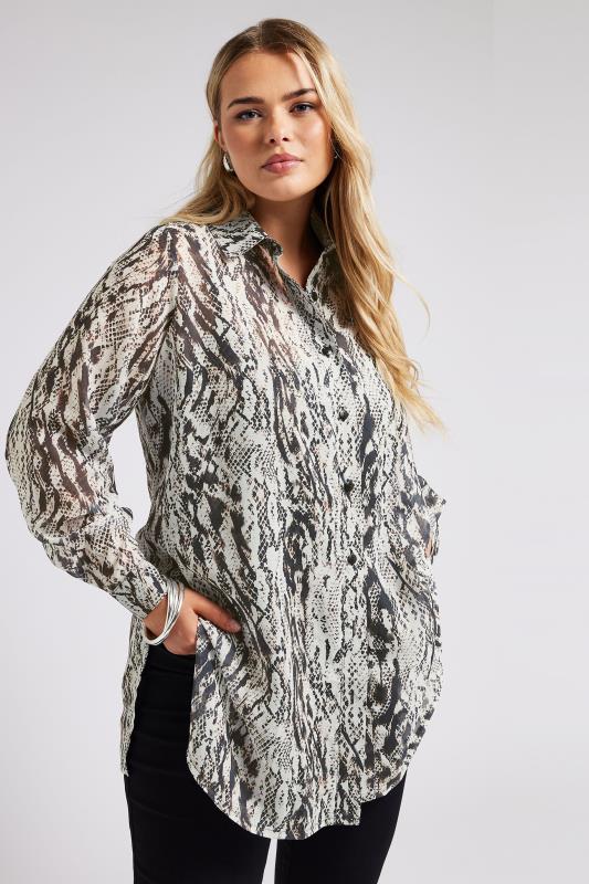 YOURS LONDON Plus Size White Snake Print Shirt | Yours Clothing 4