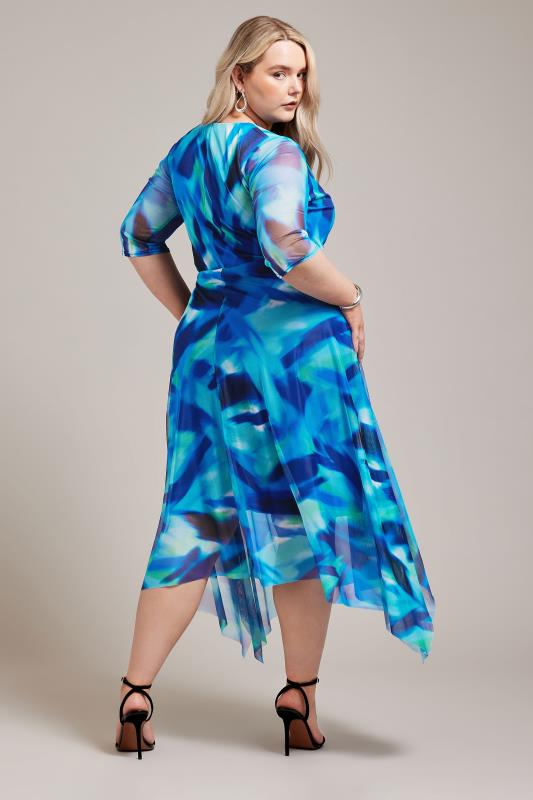 YOURS LONDON Plus Size Blue Abstract Print Wrap Dress | Yours Clothing 3