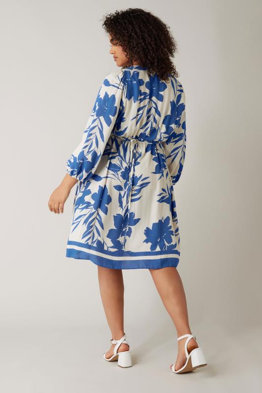 EVANS Plus Size Blue & White Floral Print Midi Dress | Evans 3