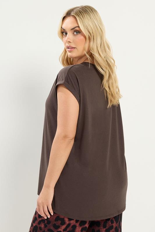 YOURS Plus Size Chocolate Brown V-Neck Basic T-Shirt | Yours Clothing 2