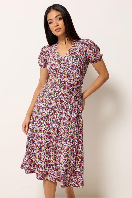  M&Co Petite – Midi-Wickelkleid in Rosa mit Blümchenmuster