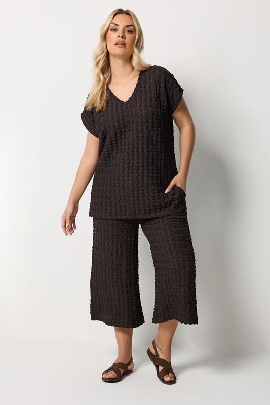 YOURS Curve Brown Bubble Textured Cropped Trousers 1