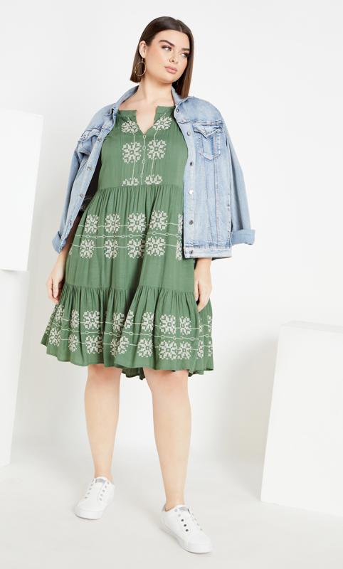 Evans Green Lady Luxe Embroidered Dress 4
