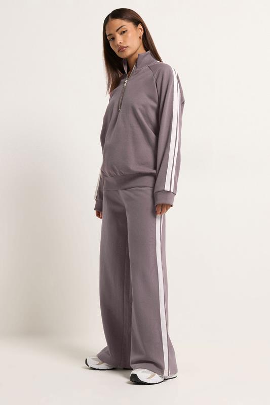 PixieGirl Petite ENSEMBLE sweat-shirt à col zippé et pantalon de jogging large violet à rayures