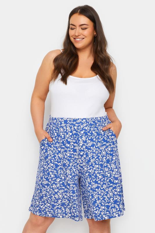 YOURS Plus Size Blue Ditsy Floral Print Pull On Shorts | Yours Clothing 1