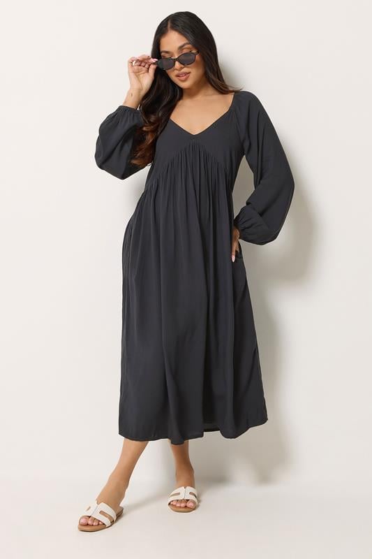  PixieGirl Petite Black Woven Tie Back Smock Dress