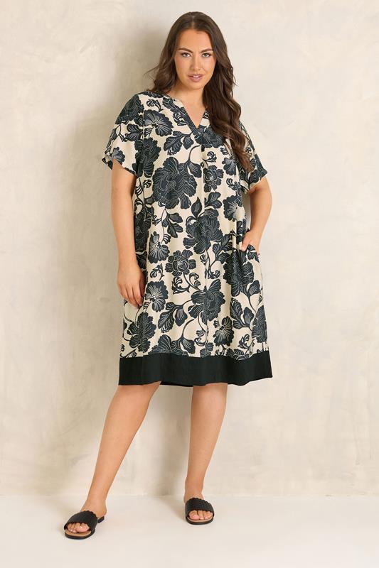 EVANS Plus Size Black Floral Shift Dress | Evans 1