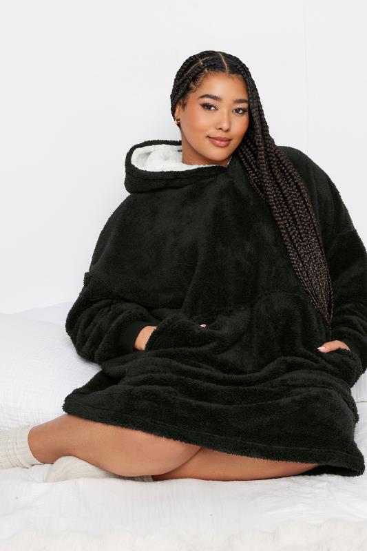 YOURS Plus Size Black Pocket Snuggle Hoodie | Yours Clothing 2
