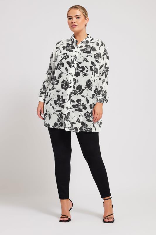 YOURS LONDON Plus Size Ivory White & Black Floral Boyfriend Shirt | Yours Clothing 3