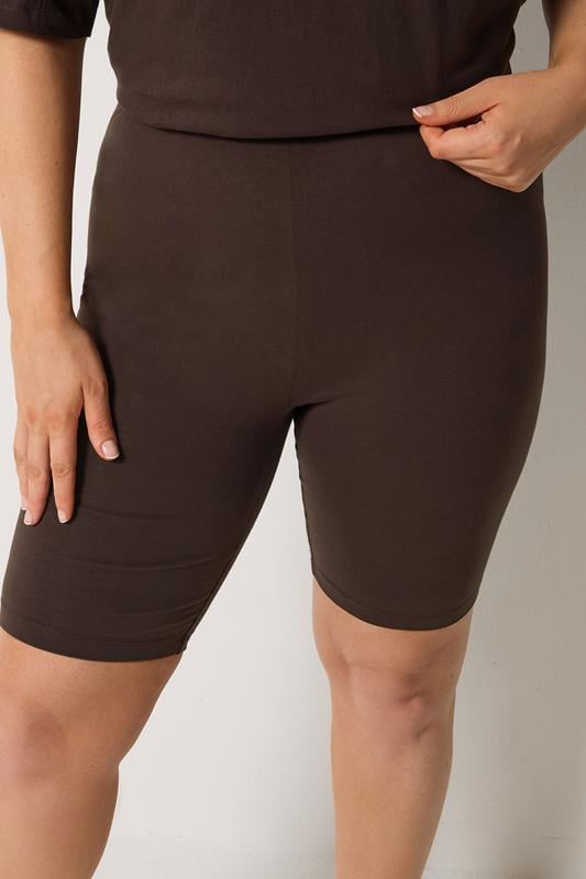 YOURS Plus Size Chocolate Brown Shorts | Yours Clothing 4