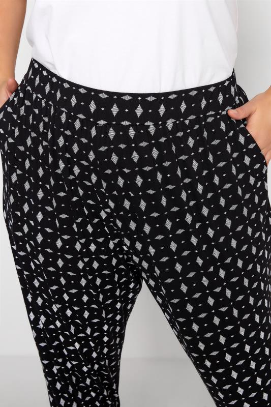 Plus Size Black Cropped Diamond Print Stretch Jersey Joggers | Yours Clothing 3