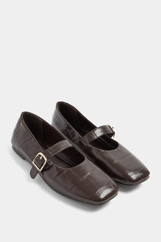  Chocoladebruine krokoprint gesp detail Mary Jane flats in wide E fit