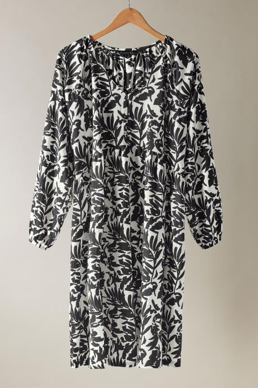 EVANS Plus Size Black Floral Print Crinkle Midi Dress | Evans 6